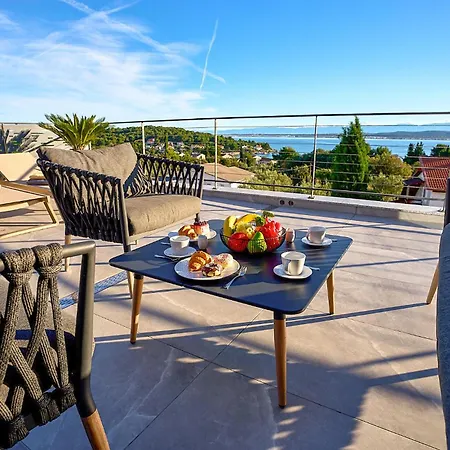 Beautiful In With Sauna Сasa de vacaciones Ždrelac